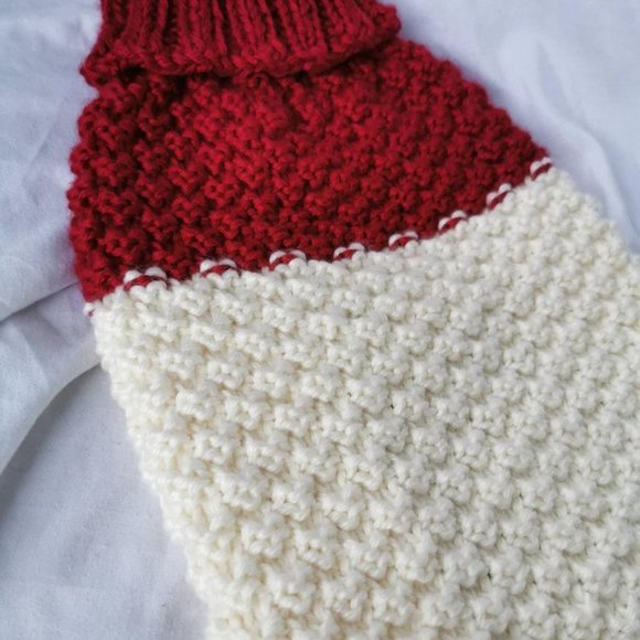 S Royal Yachts(wo)man Handknit Dog Sweat… - Picture 2 of 9